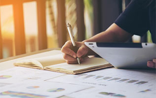 A crecer en Adopciones. Un programa para la industria editorial. Curso-taller